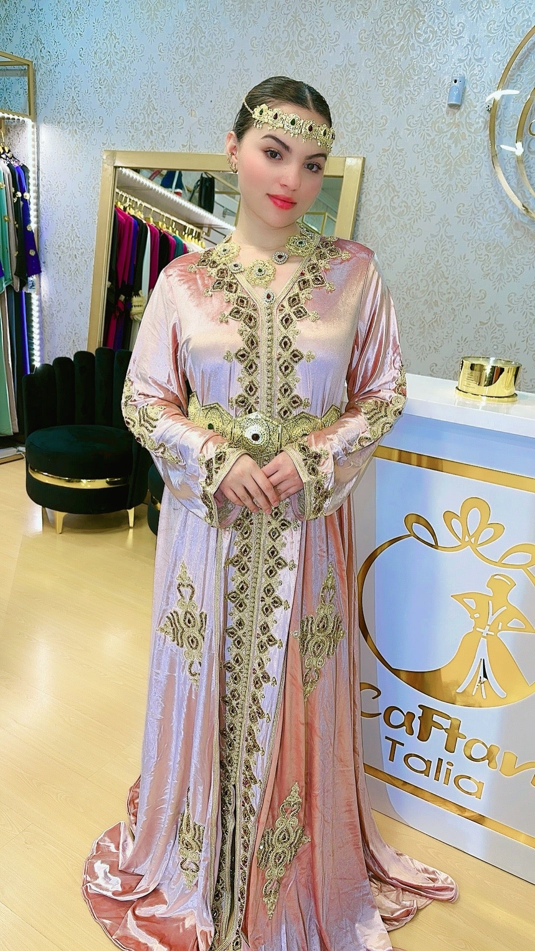 Caftan terciopelo, Caftan tipo vestido , vestido de fiesta marroquí